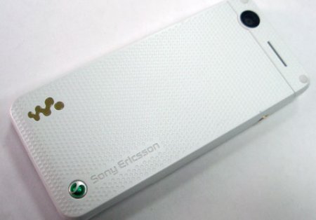  Sony Ericsson Feng    Feng    S302 